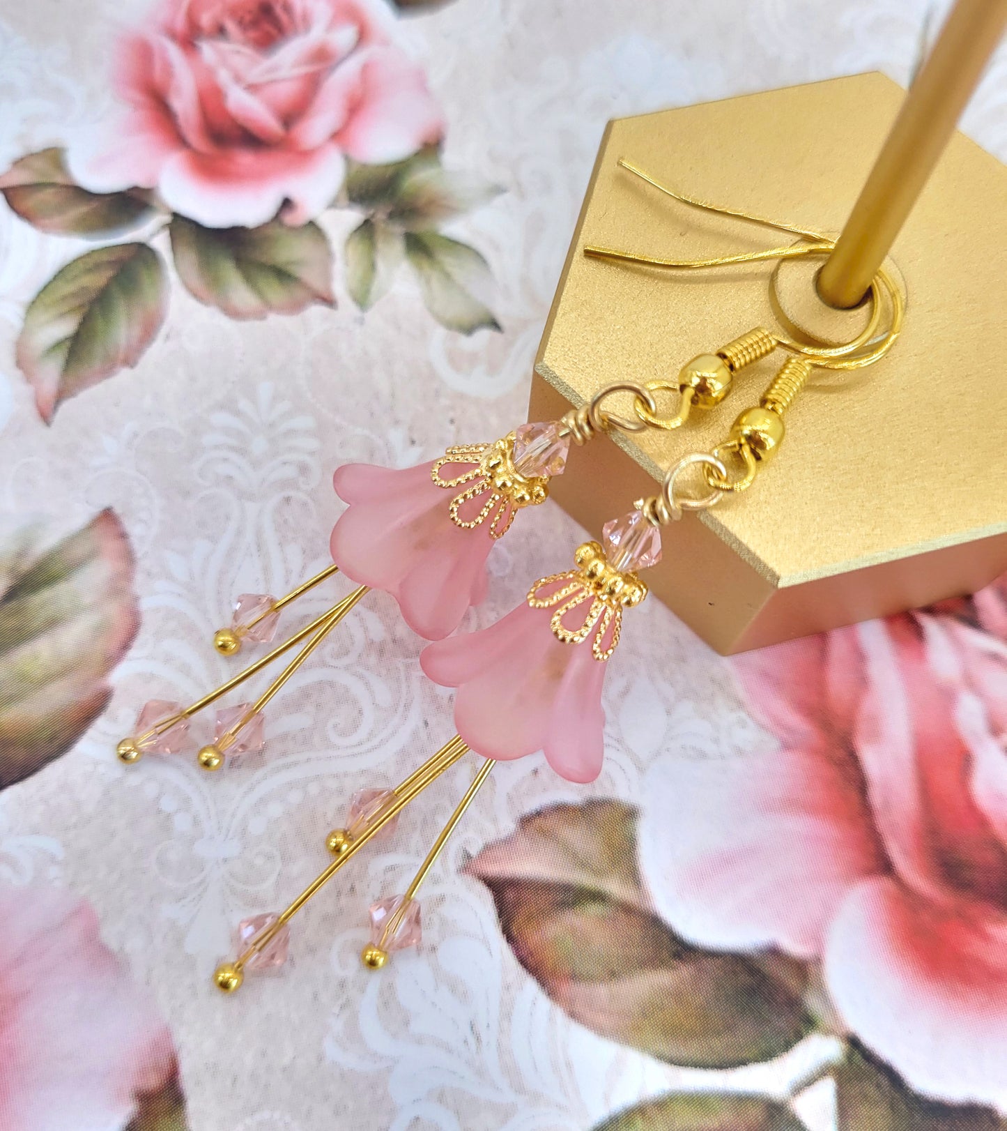 Light Pink and Gold Bell Flower Earrings - Chic Brico